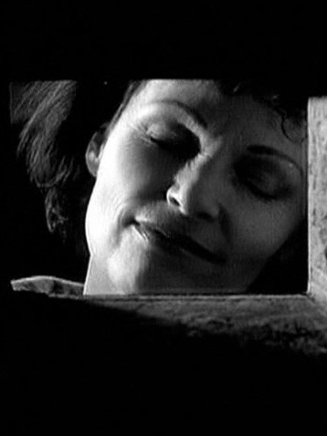 Fraulein – Ein deutsches Melodram (1986)